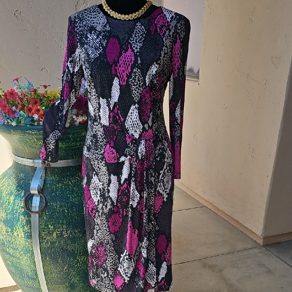 Nine West Black and Pink Sheath Dress Long Sleeve Crew Neck size 2 - Picture 2 of 15